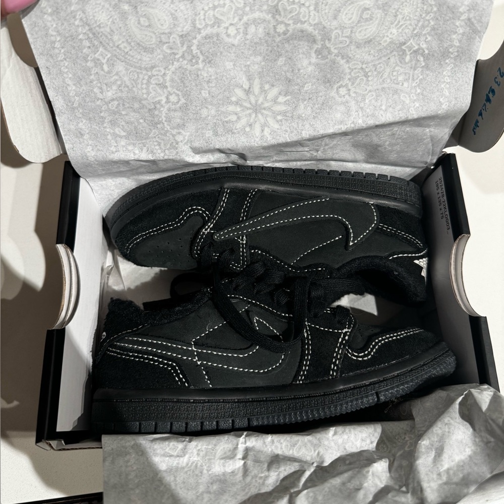 Travis Scott X Air Jordan 1 Low